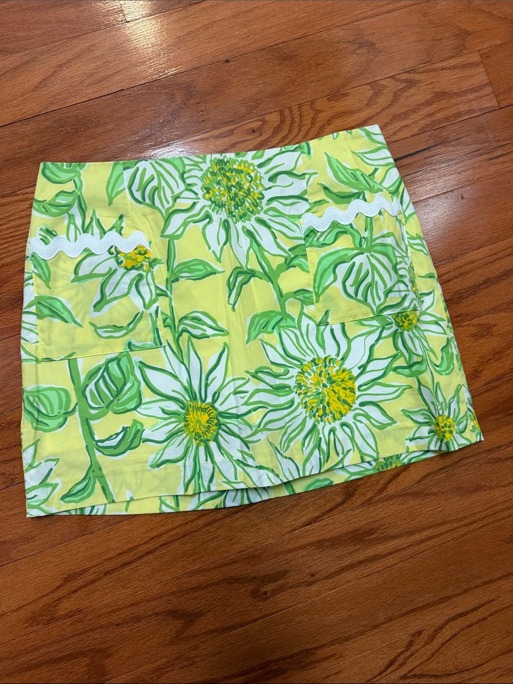 Lilly Pulitzer Yellow & Green Gardner mini skort